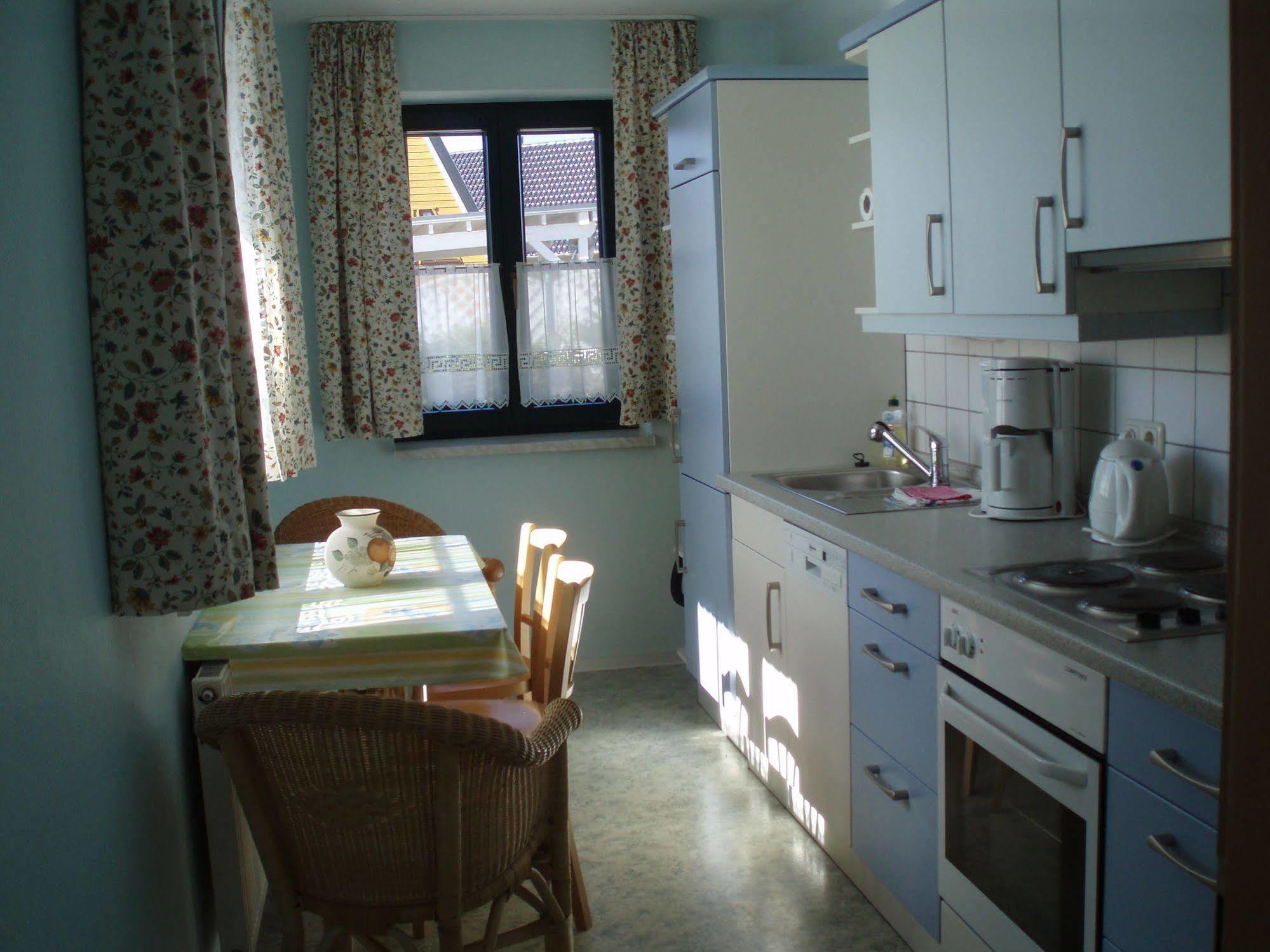 Hotel Garni Nussbaumhof Uckeritz Bagian luar foto