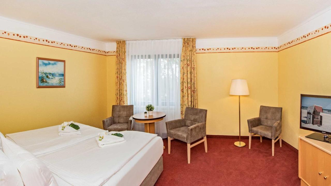 Hotel Garni Nussbaumhof Uckeritz Bagian luar foto